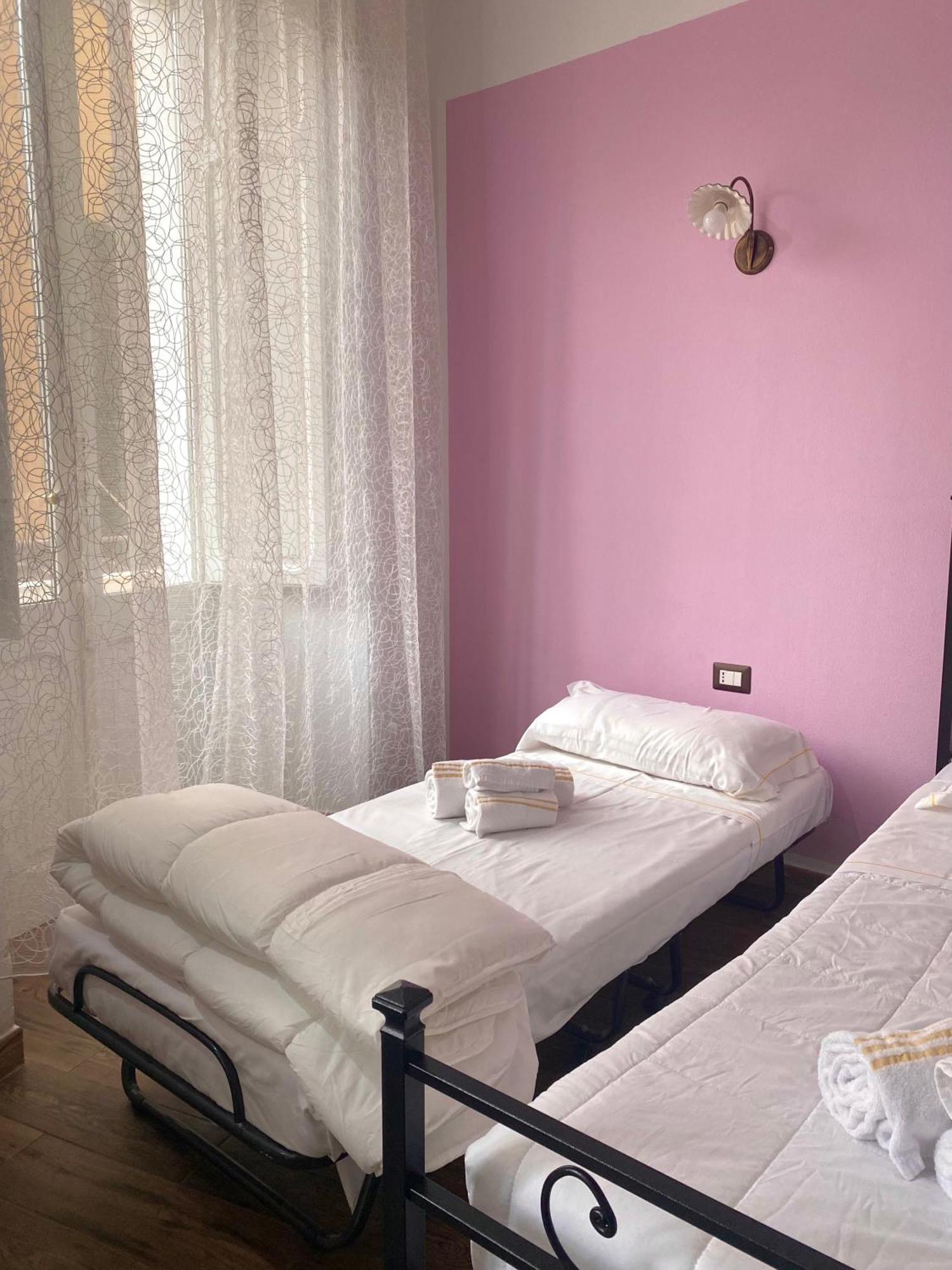 Dani'S House Hotel Cagliari Exterior photo